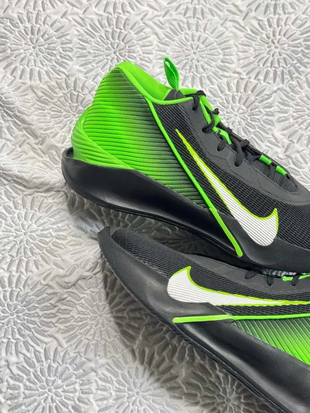 Nike G.T. Jump Academy Black Green Strike Basketball Shoes 11 Men’s FV5524-001